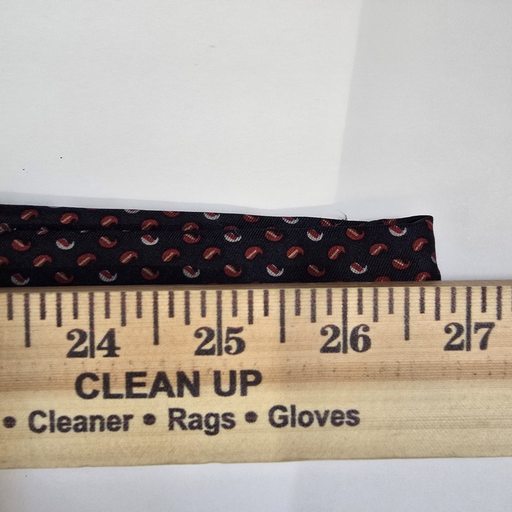 VTG YSL Yves Saint Laurent Grodins California Silk Men Neck Tie Red Navy Paisley - Picture 5 of 5